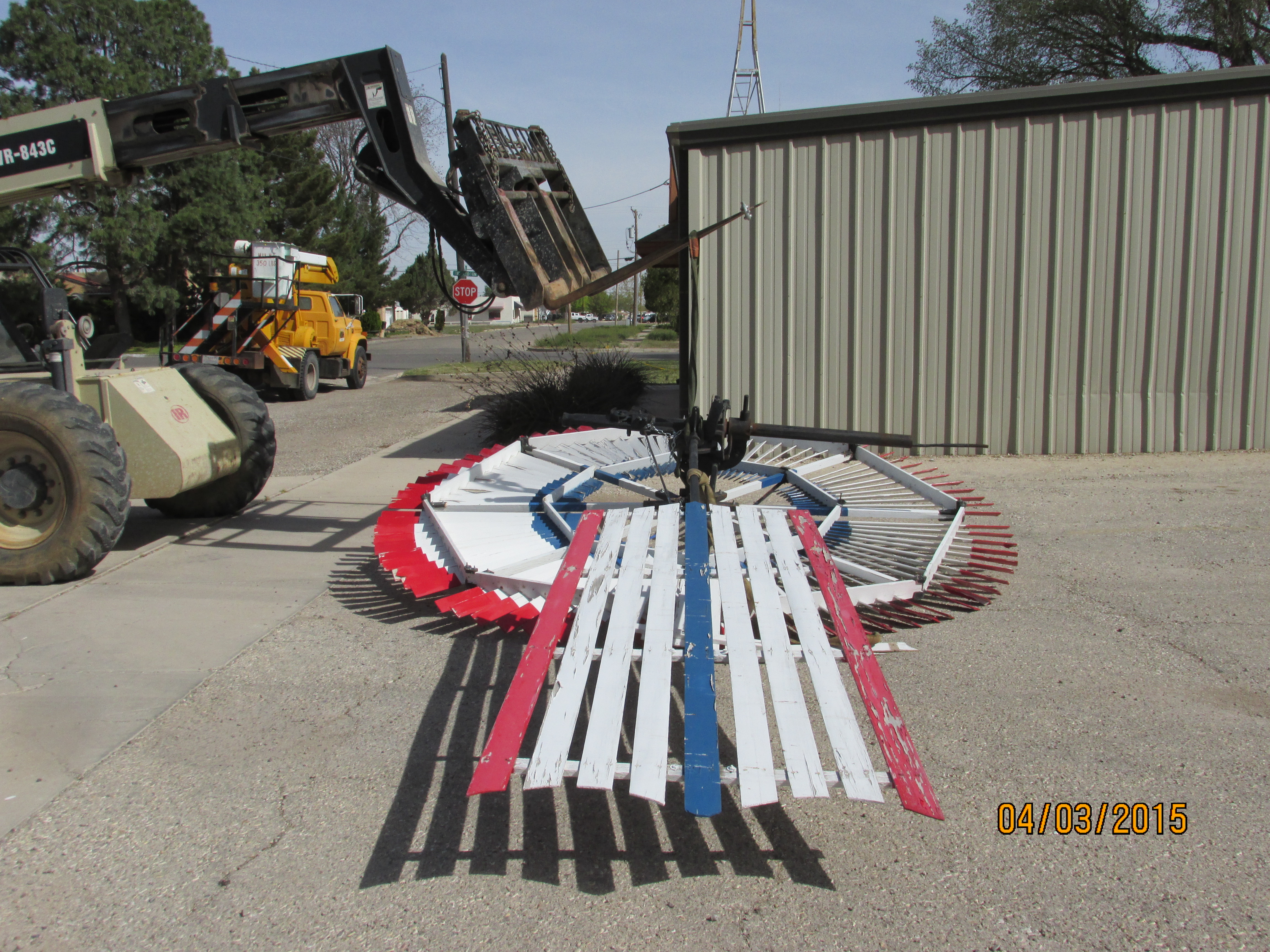 Windmill removal April 3 2015 033